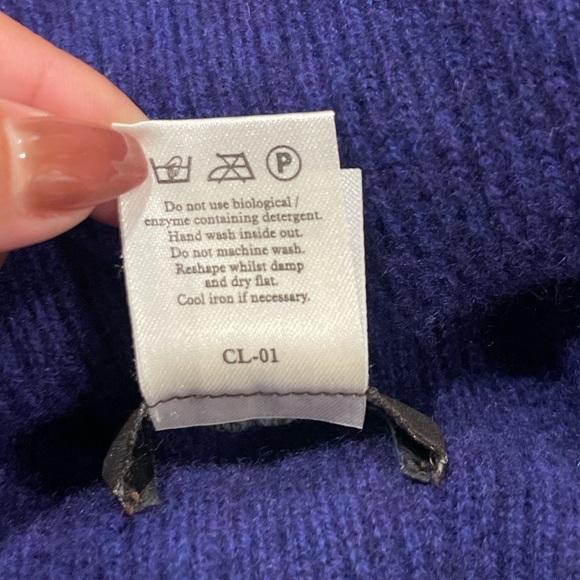 Pure Collection 100% Cashmere Ruffle Edge Scarf – Royal Blue 💙(B41)✨ - Picture 7 of 7